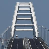 Kerch Strait Bridge opens image