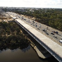 Perth’s Redcliffe Bridge touches down image
