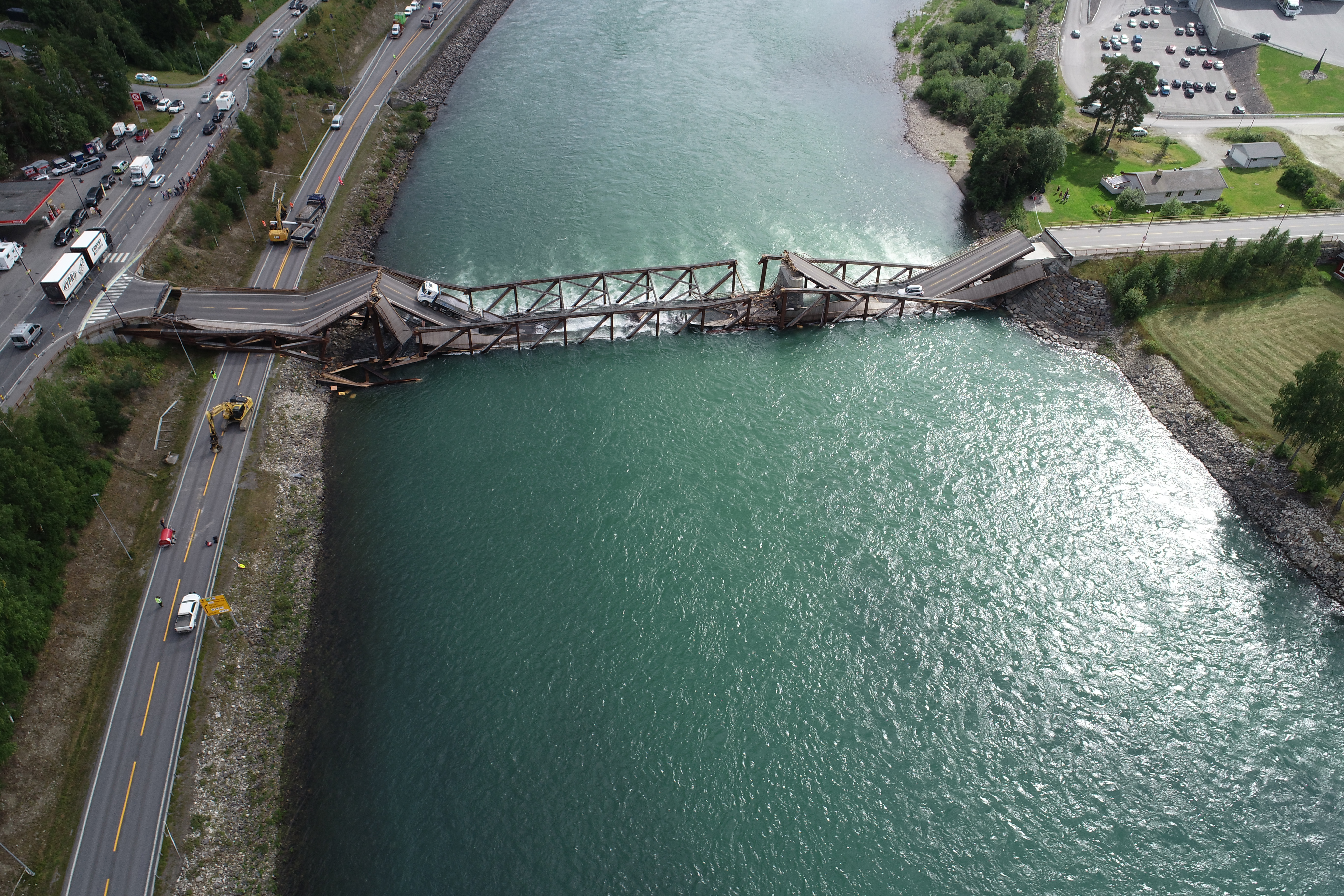 Results released from preliminary study into collapsed Norwegian bridge image