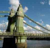 UK government sets limit on Hammersmith Bridge contribution image
