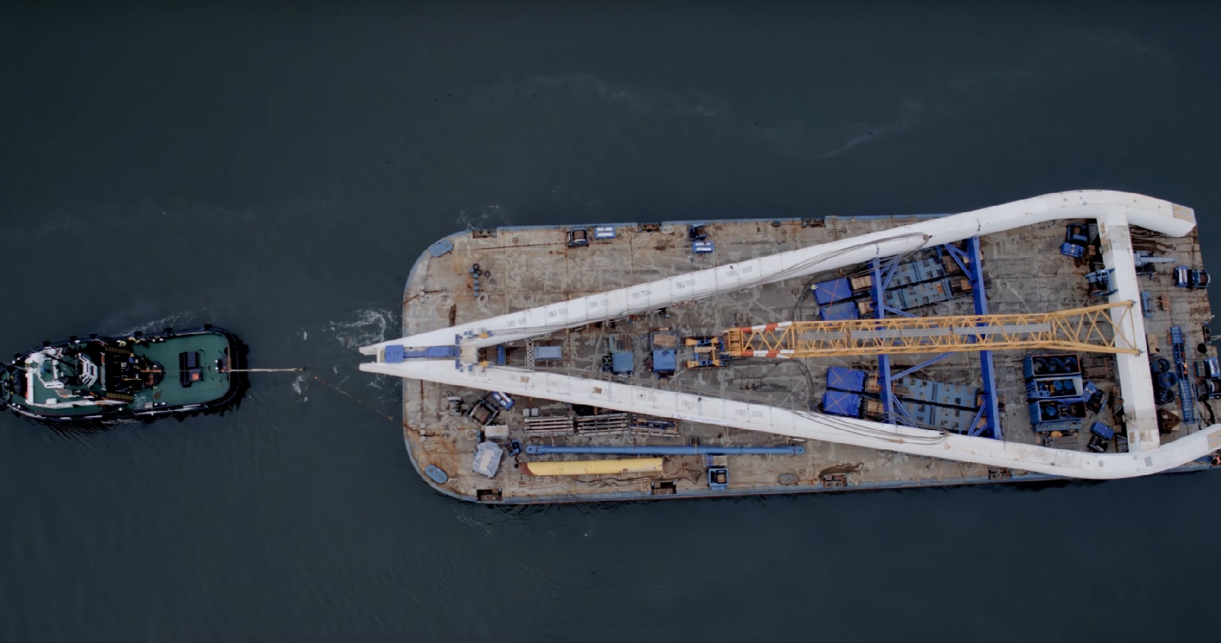 Watch Sunderland's new bridge pylon arriving by sea image