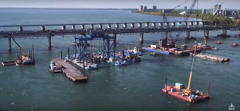 Footing construction on the new Champlain Bridge logo 