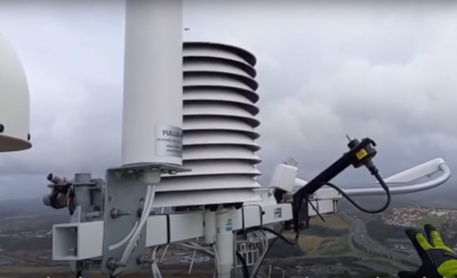 Ice accretion monitoring installed on Queensferry Crossing logo 