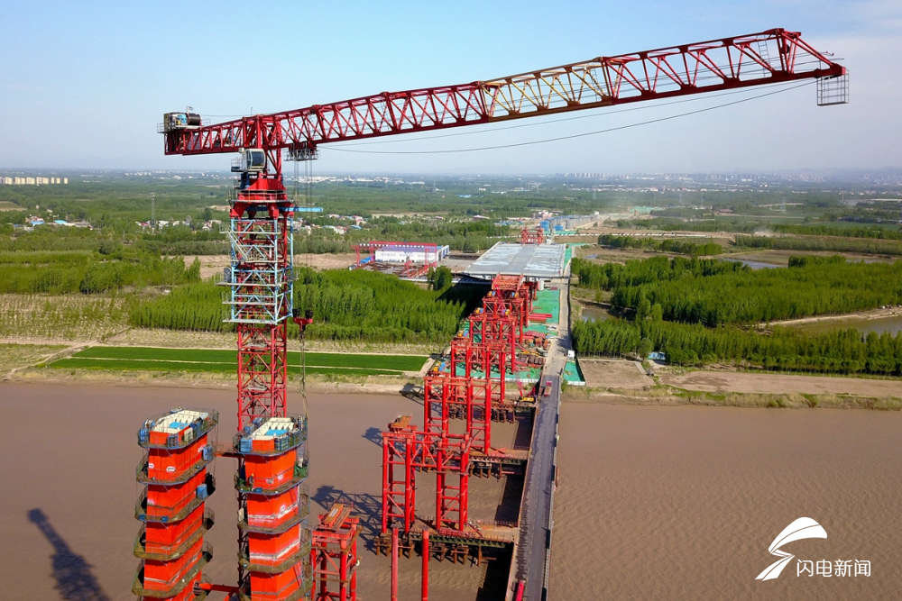 Construction of world’s longest selfanchored suspension bridge hits